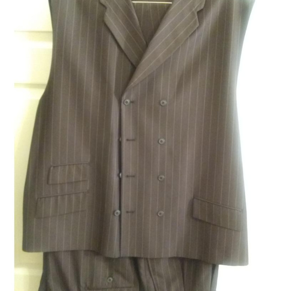 Men 3PC stripe suit - Picture 2 of 4